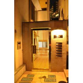 8/8 エントランス