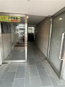 14/15 エントランス