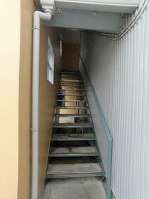 15/16 エントランス