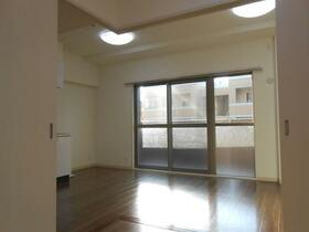 4/16 リビング/ダイニング