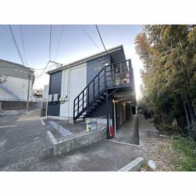 5/5 エントランス