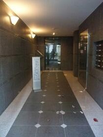 2/3 エントランス