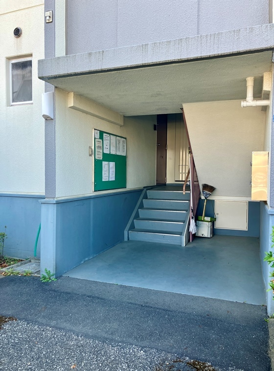 15/16 エントランス