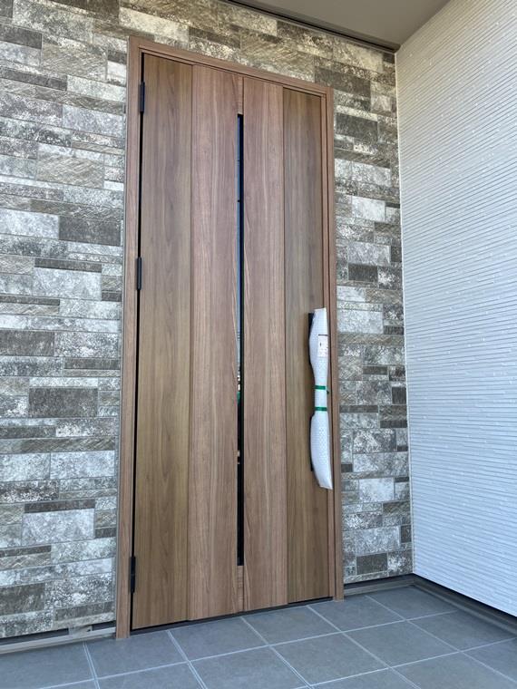 17/17 エントランス