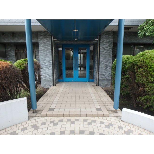 3/3 エントランス