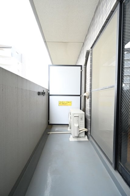 13/19 バルコニー