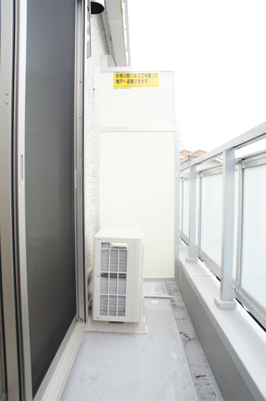 13/18 バルコニー