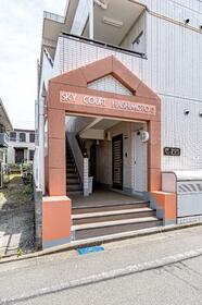 5/5 エントランス