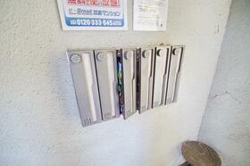 16/16 エントランス