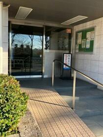 16/26 エントランス