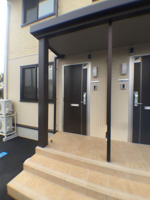 14/22 エントランス