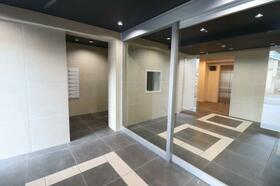 15/16 エントランス