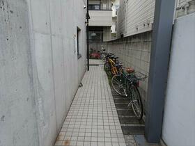 15/15 エントランス