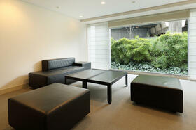 9/11 エントランス