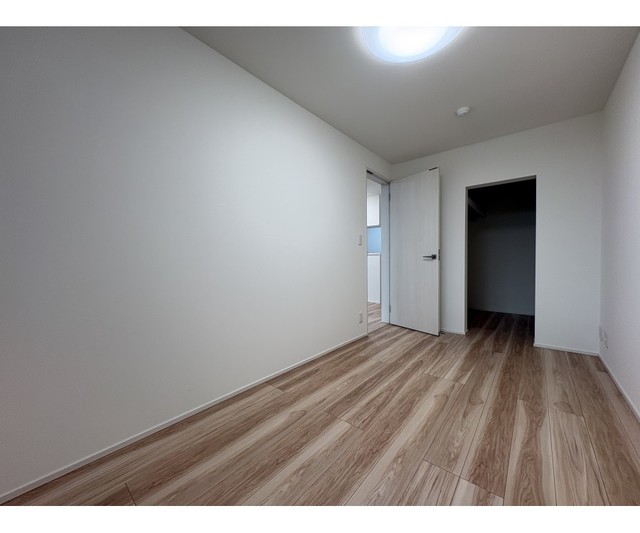 24/29 リビング/ダイニング