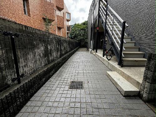 8/8 エントランス