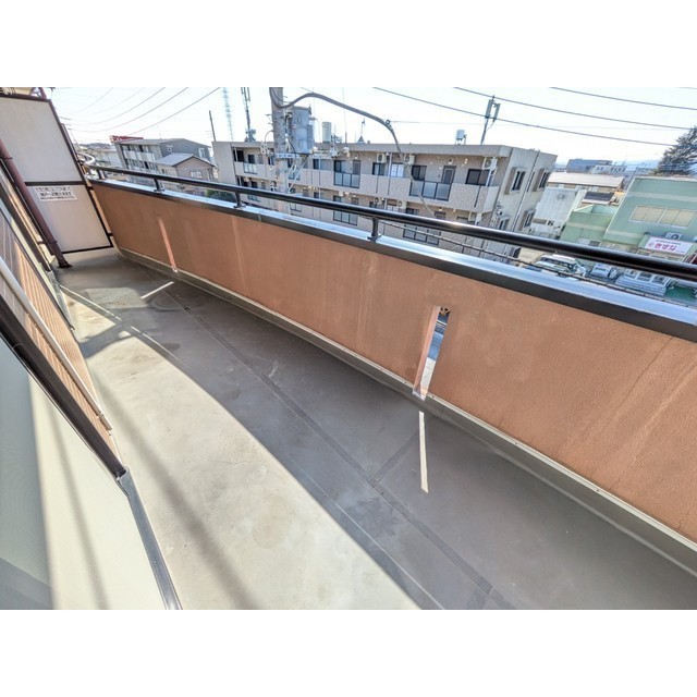 20/25 バルコニー