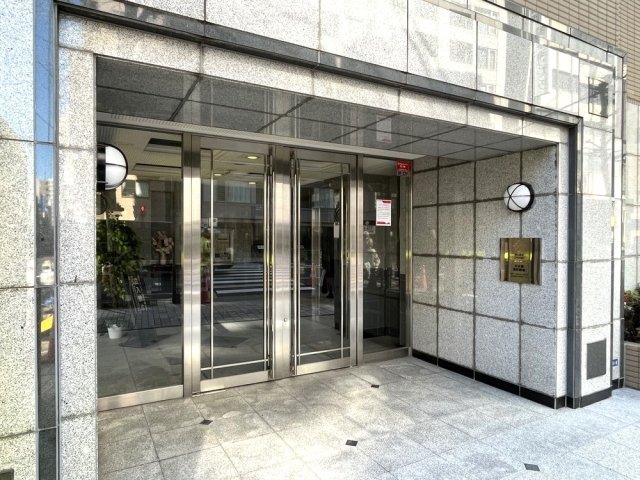 13/15 エントランス