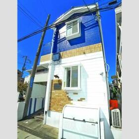 14/14 エントランス