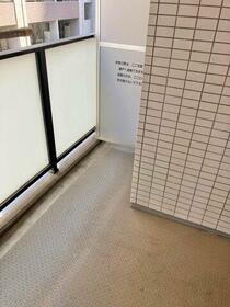 13/16 バルコニー