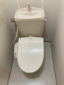 13/16 トイレ