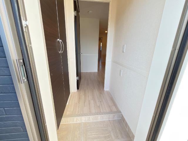 13/21 玄関