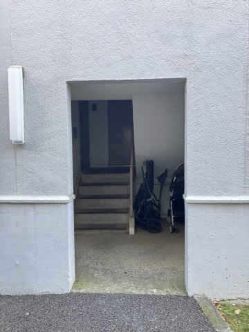 16/16 エントランス