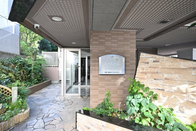 14/21 エントランス