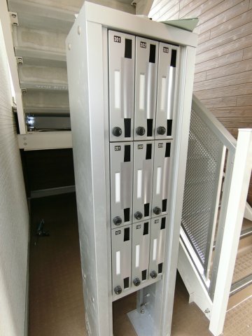 20/20 エントランス