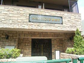 14/14 エントランス