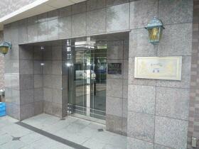 3/3 エントランス