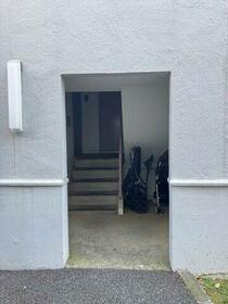 16/16 エントランス