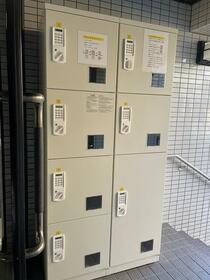 14/15 エントランス