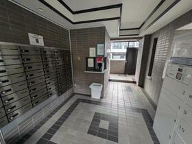 15/16 エントランス