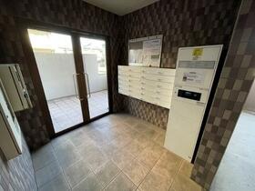 15/16 エントランス