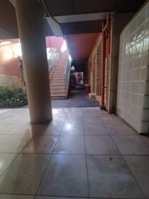 16/17 エントランス