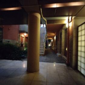 17/17 エントランス