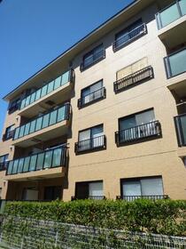 13/14 エントランス