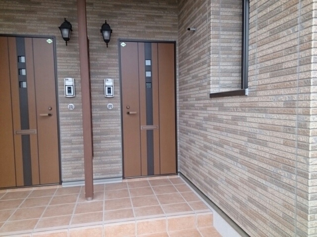 14/20 エントランス