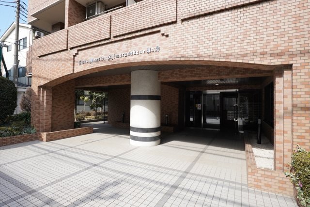 5/8 エントランス