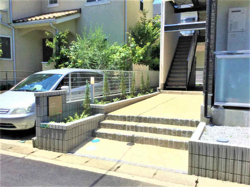 2/3 エントランス