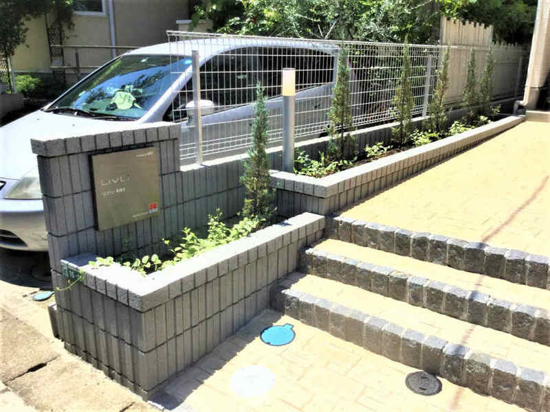 5/5 エントランス