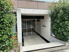 4/4 エントランス