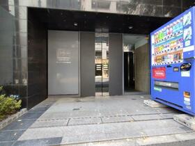 4/4 エントランス