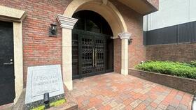 14/14 エントランス