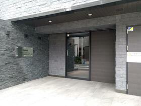 4/4 エントランス