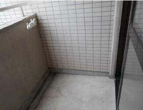 13/16 バルコニー