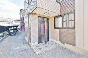 13/13 エントランス