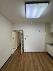 オークヴィラ石神の間取り