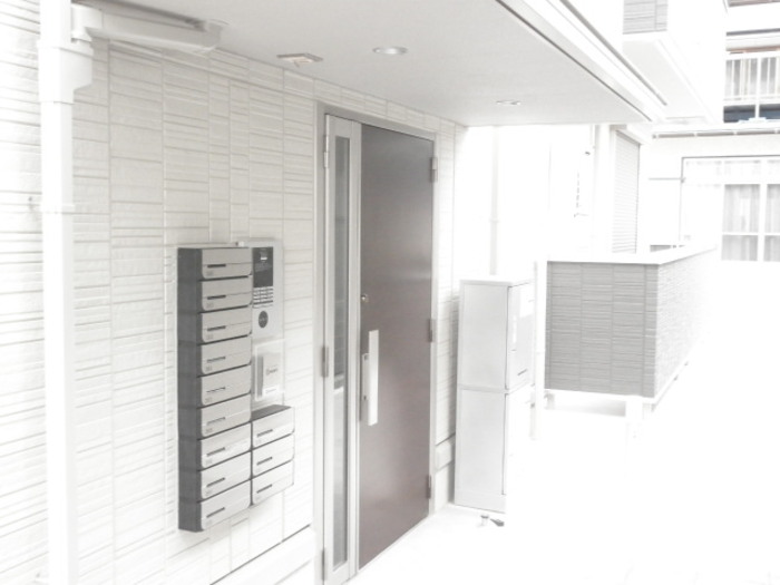 19/20 エントランス